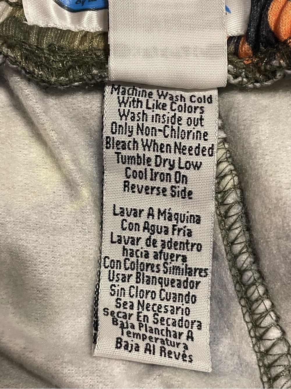 FRESH PRINTS OF BEL-AIR Men’s Camo Graffiti Joggers XL NWT Streetwear Flames - Picture 13 of 13
